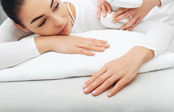 Masážny prístroj na celulitídu BeautyRelax Rollskin BodyShape Professional Studio Twin