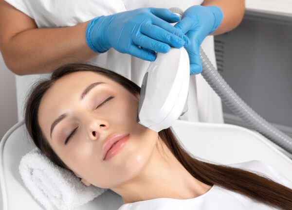 Estetický multifunkčný prístroj BeautyRelax Studio Elite