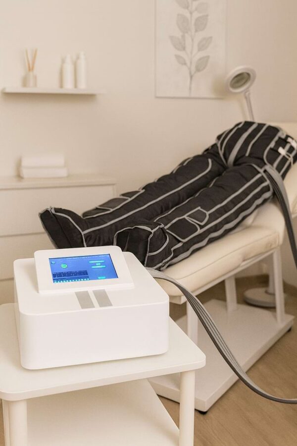 Masážny prístroj BeautyRelax Airflow Professional IR Heating Studio Performance